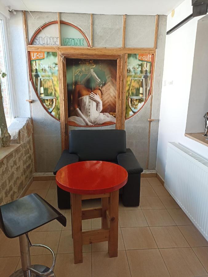 Appartamento Uj Vilag Harkány Esterno foto